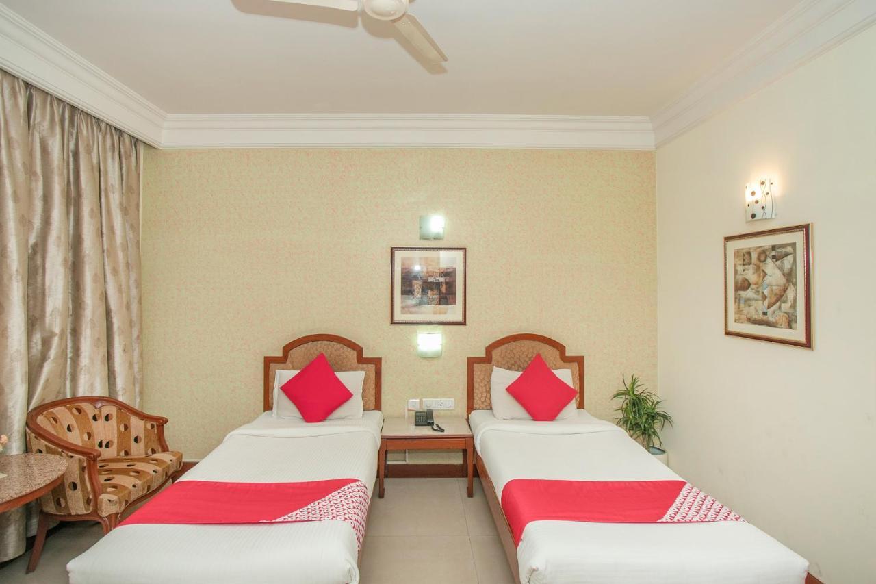Oyo 579 Hotel Aab 벵갈루루 외부 사진